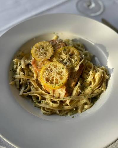 Nick's on State signature dishes Spicy Thai
Chicken Piccata
Buttermilk Fried Chicken